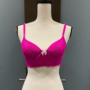 Hot pink Lacey Victoria’s Secret Bra